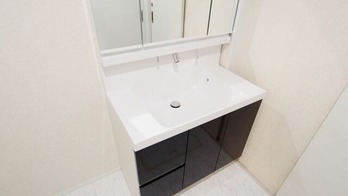 4253591_s
