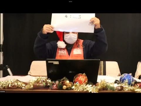繧ッ繝ェ繧ケ繝槭せ莨壹Ξ繝帙z繝シ繝亥・逵・IMG_0492