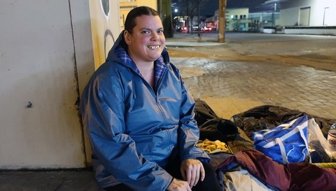 SR_Homeless in a woman's body_1