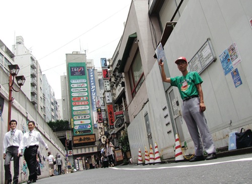 102hanbaisya2.jpg 102hanbaisya2