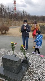 20250320_093850お墓参り1” hspace=