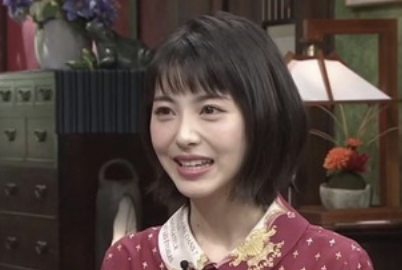 【朗報】浜辺美波さん、赤ちゃんを欲しがる