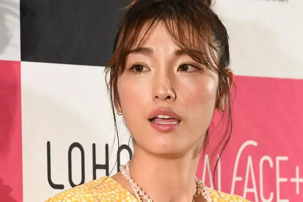 kinoshita_yukina1_1_line_Tw.jpg
