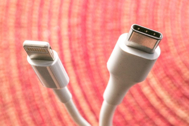 usb-clightning-cable 1