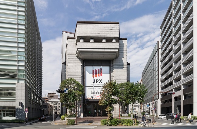 1200px-Tokyo_Stock_Exchange_Main_Building_(1988)