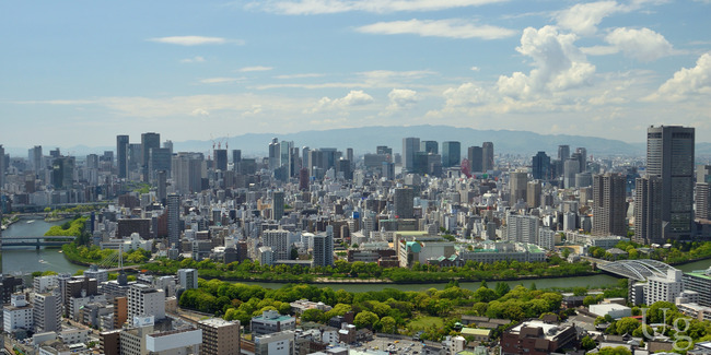 Ufoto-wiki-01_Osaka-Skyline_May2014