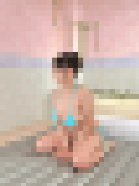 Uce0NX2l