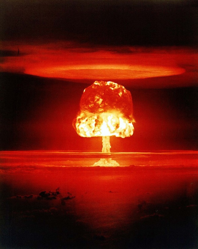 atomic-bomb-1011738_1280