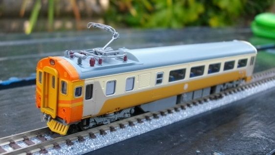 EMU100 自強号 : 日本と台湾他海外の鉄道、鉄道模型