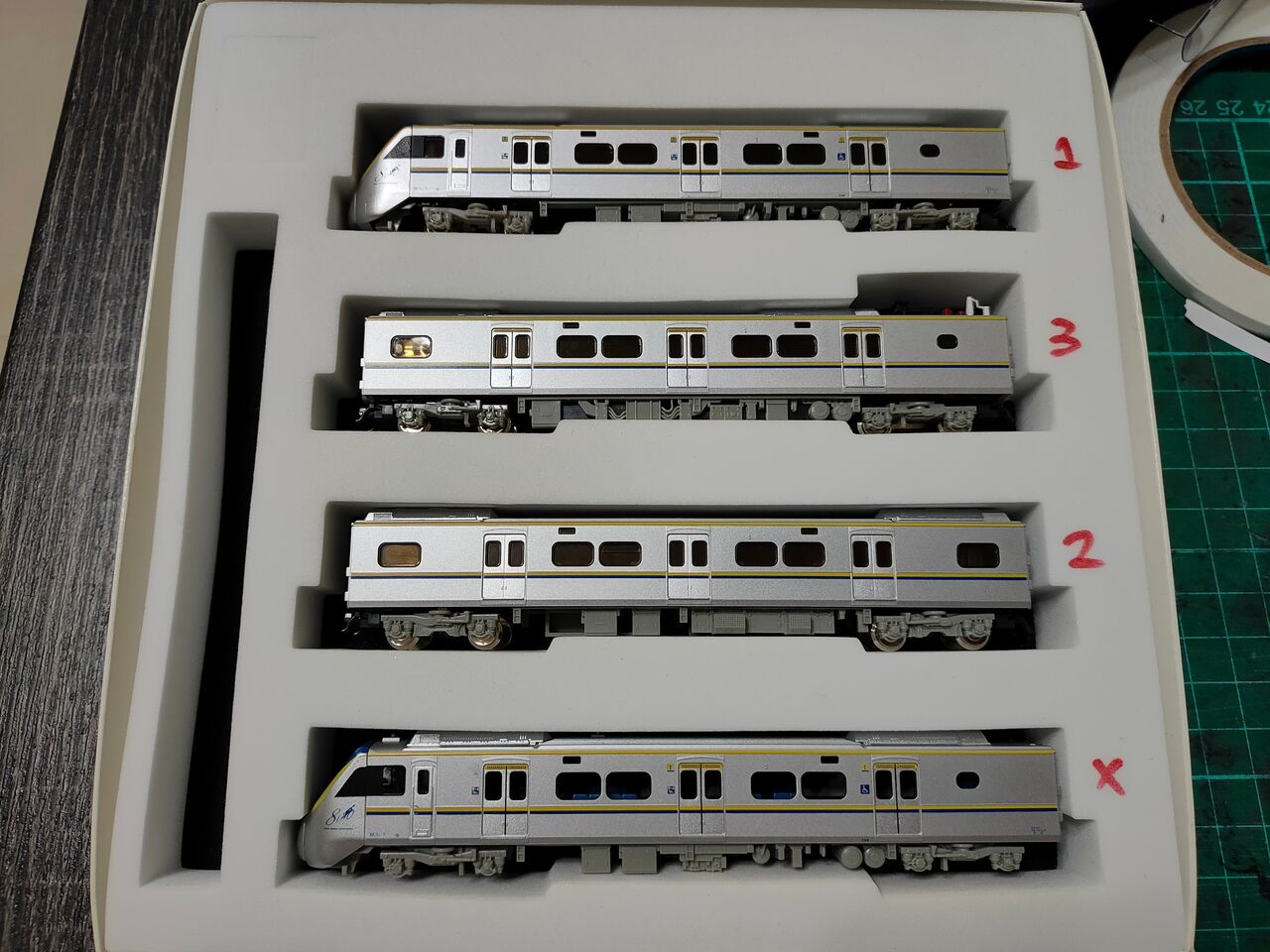 三鶯重工 EMU800通勤電車（N) : 日本と台湾他海外の鉄道、鉄道模型