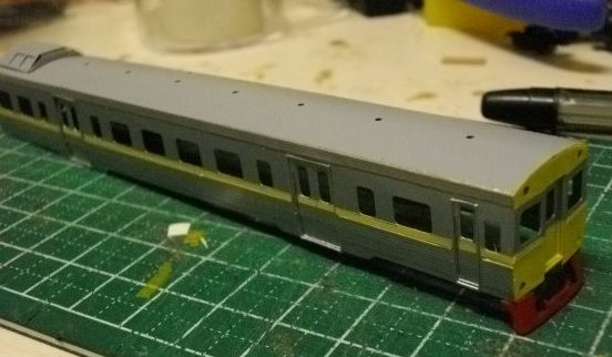 タイ国鉄THN近郊型気動車 Nゲージキット窓ガラス : 日本と台湾他海外の タイ国鉄THN近郊型気動車 Nゲージキット窓ガラス : 日本と台湾他海外の