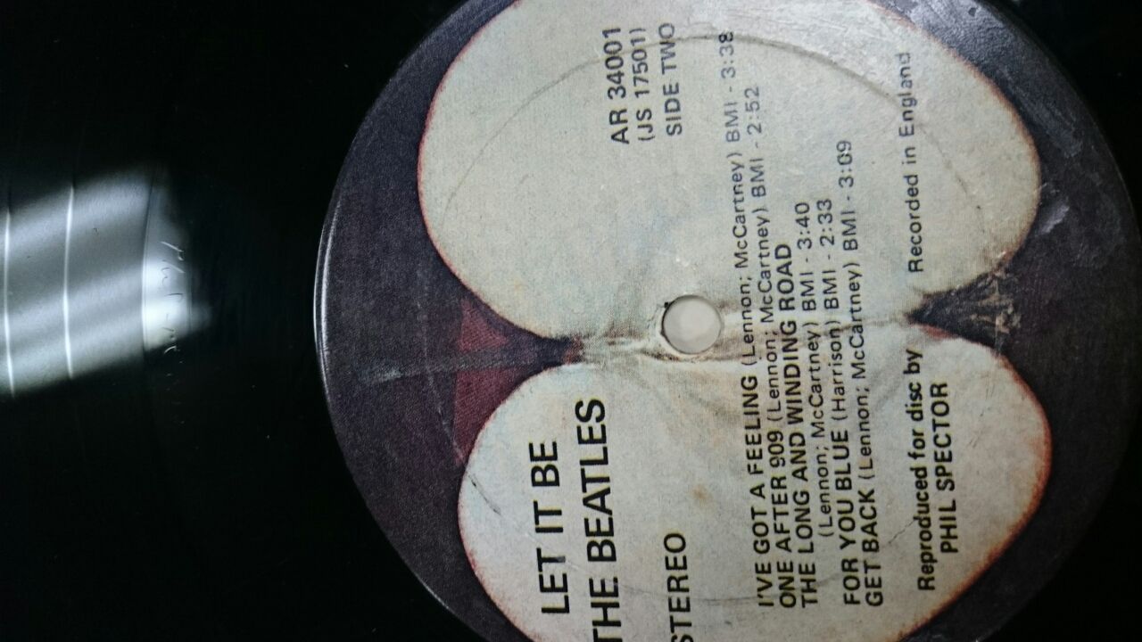 US盤偽「LET IT BE」LPのレーベルの下に… : 柏 中古レコード店