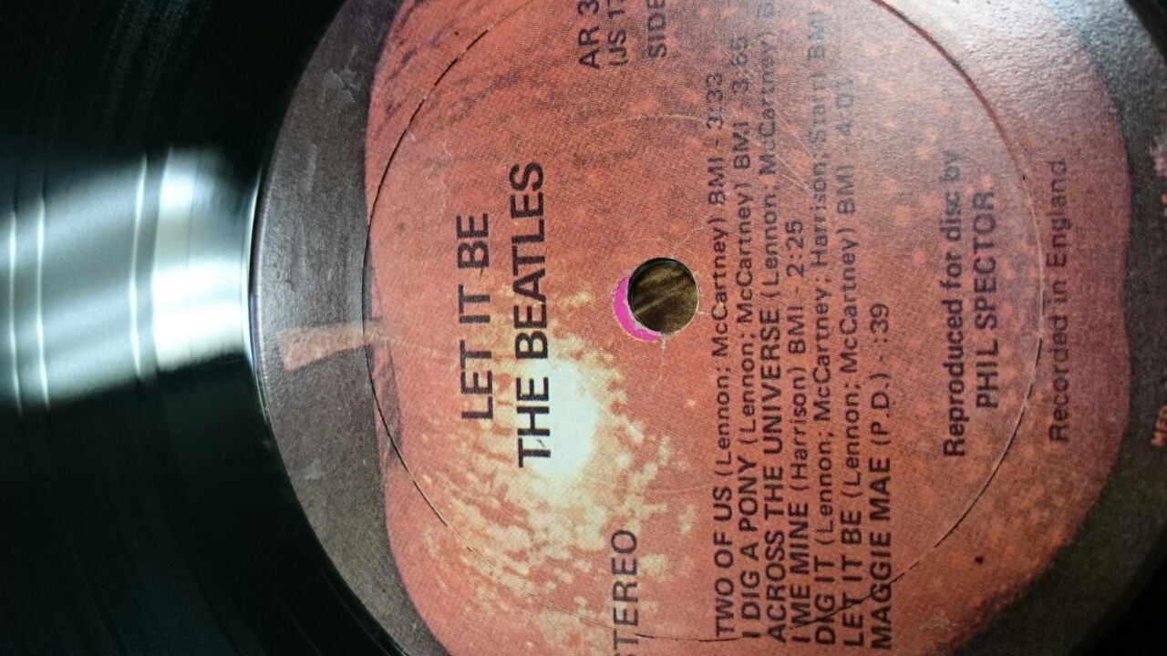 US盤偽「LET IT BE」LPのレーベルの下に… : 柏 中古レコード店
