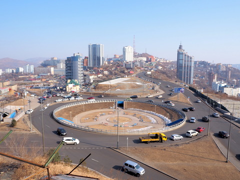 P2076833