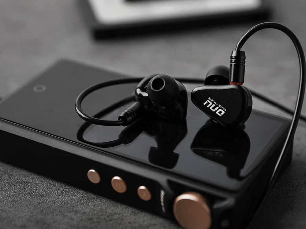 ziigaat nuo cinnoセット ZiiGaat NUO」LCP振動板ドライバー搭載で30ドル以下。バランスの
