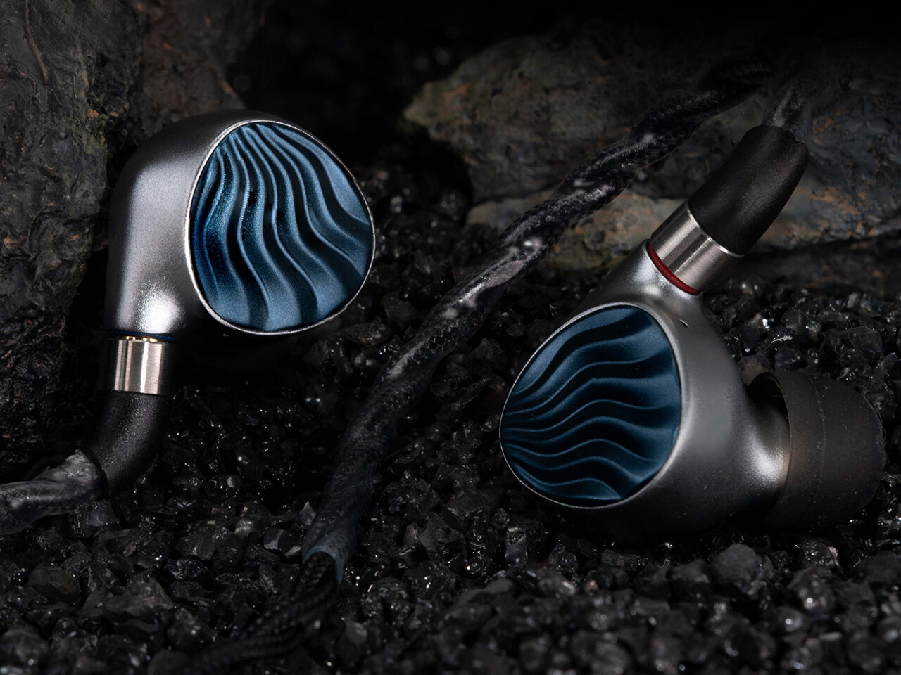 iBasso Audio IT05」 高級感のあるシェルデザインに独自技術の高 iBasso Audio IT05」 高級感のあるシェルデザインに独自技術の高