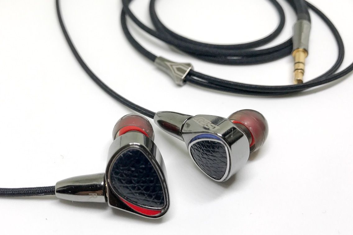 OSTRY KC09」 正統進化の高音質イヤホンで色々リケーブルして OSTRY KC09」 正統進化の高音質イヤホンで色々リケーブルして