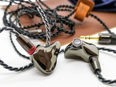 ikko OH10 Obsidian