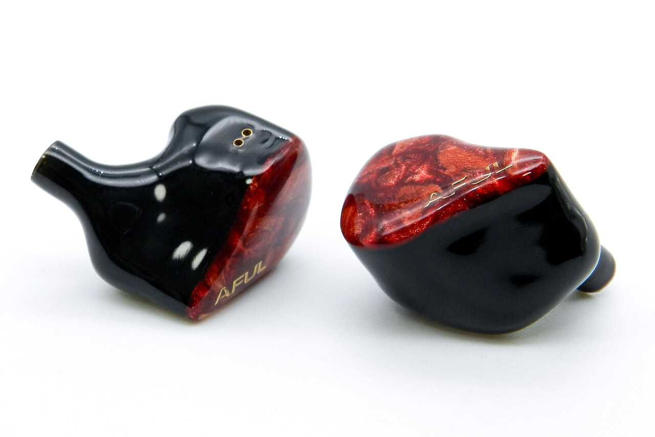 【美品】AFUL DAWN-X 有線イヤホン AFUL DAWN-X」 怒濤の4EST+8BA+1DD+1BC構成。音響技術および