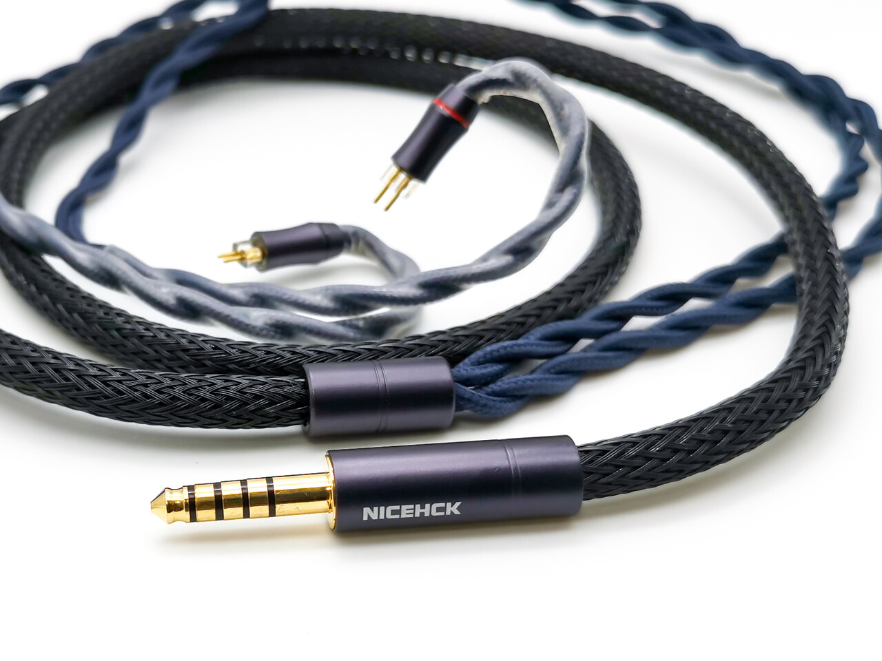 NICEHCK DragonScale (龍鱗) / DualDragon (双龍) 」 個性的なハイグレード線材と音質特化の構成で楽しむ 超旗艦級 イヤホンケーブル【レビュー】 : bisonicr keep walking. NICEHCK DragonScale (龍鱗) / DualDragon (双龍) 」 個性的なハイグレード線材と音質特化の構成で楽しむ 超旗艦級 イヤホンケーブル【レビュー】 : bisonicr keep walking.