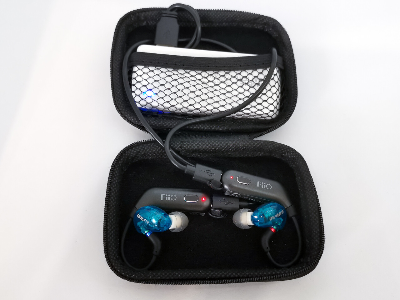 FiiO UTWS1」 様々なイヤホンをaptX対応の完全ワイヤレス（TWS
