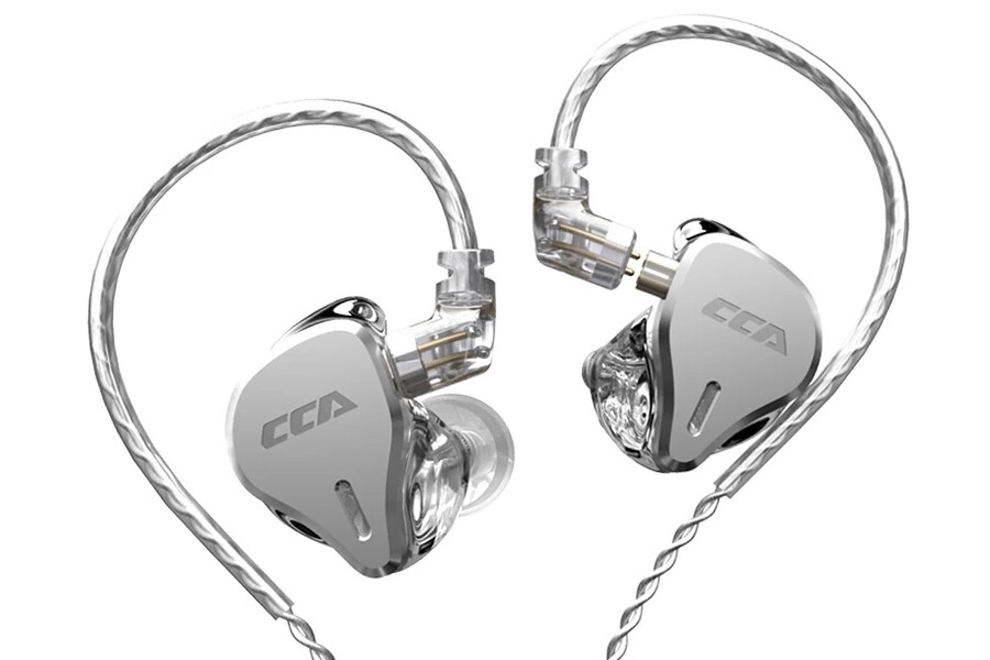 CCA C16(片耳8BA) KZ子会社 CCA C16」8BA構成の価格破壊イヤホンはサウンドも抜群。情報量の