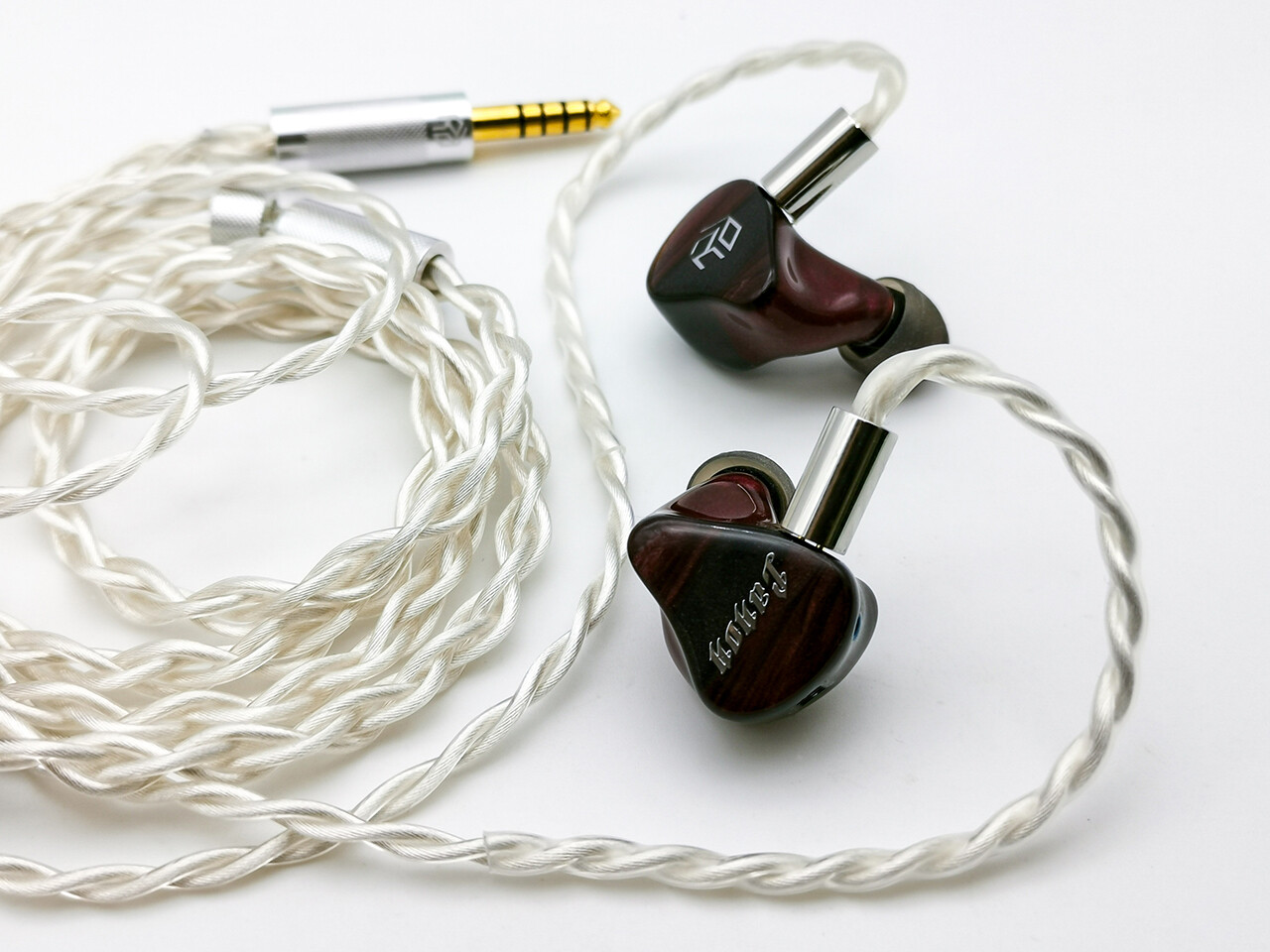 Yanyin Canon」 質の高いリスニングサウンドに各音域を調整可能な独自