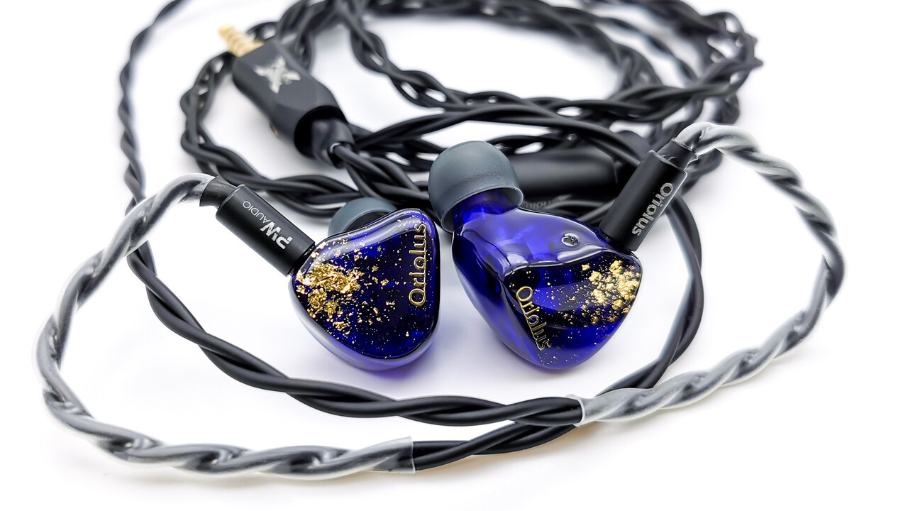 Oriolus Monachaa(ほぼ新品) Oriolus Monachaa」独自クアッドダイナミックドライバー構成が