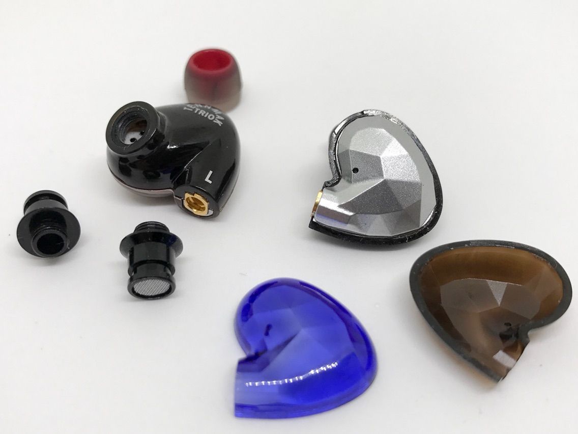 TENNMAK TRIO」 イロイロ狙いすぎな「きせかえ」イヤホンを買っ