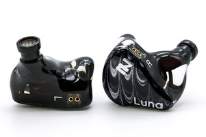 INTUAURA Luna Plume