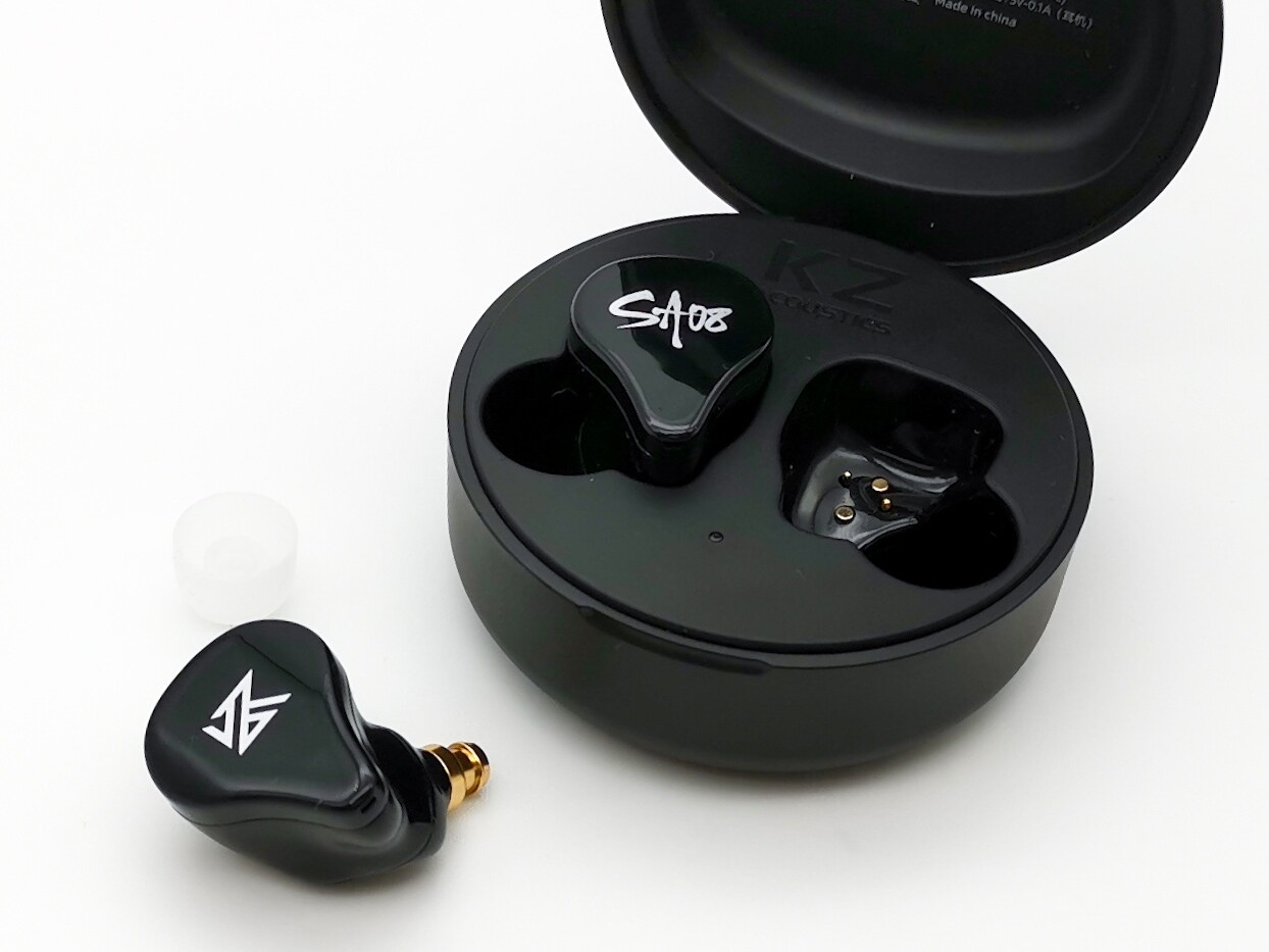 8/17迄 KZ AS12／ASF オールBA 中華イヤホン 2本セット 有線イ KZ SA08」 完全ワイヤレス(TWS)で4BA構成。高い解像感とKZらしい元気で