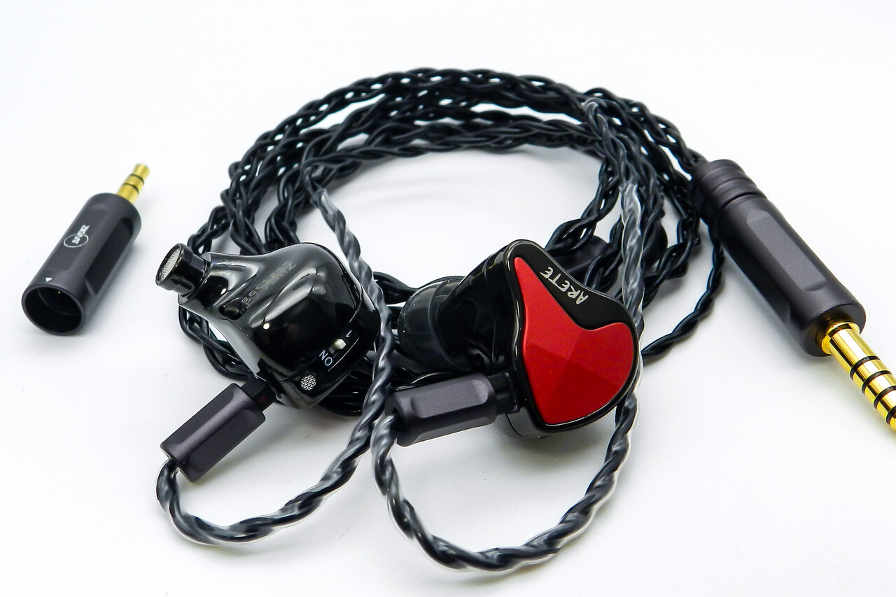 ZiiGaat x Fresh Reviews Arete II」 新開発DDとKnowles製BAの1DD+4BA