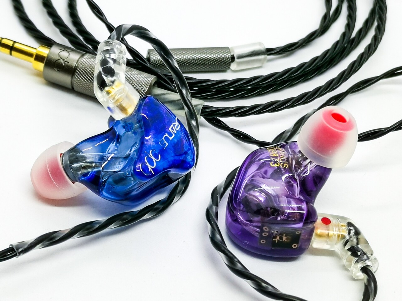 qdc Uranus」 圧倒的な美しさとバランスが良く心地良いサウンド。3万円