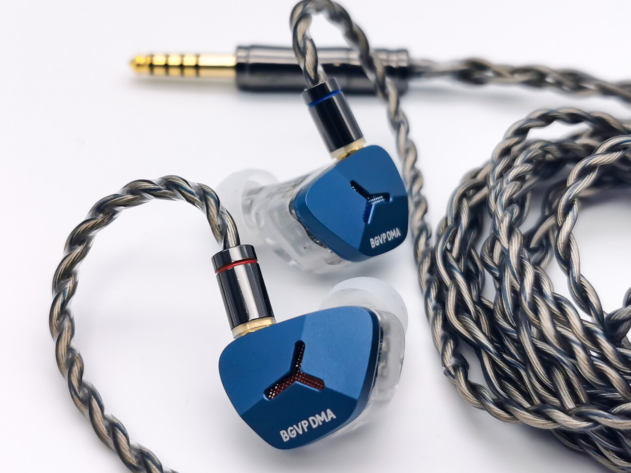 BGVP DMA」 Knowles&Sonion製BAと骨伝導ユニット搭載の2BA+1DD+2BCD