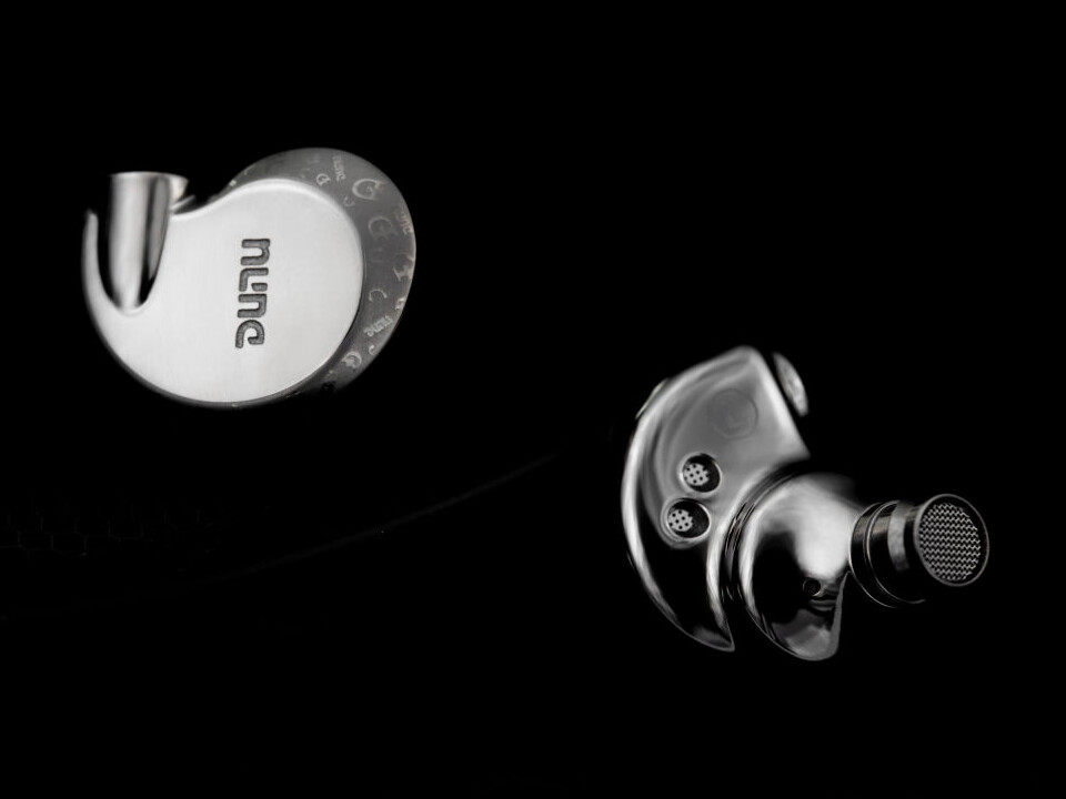 DUNU HAYABUSA ULTRA　美品　価格交渉不可 DUNU HAYABUSA ULTRA」 上位モデルを踏襲した高性能ドライバー