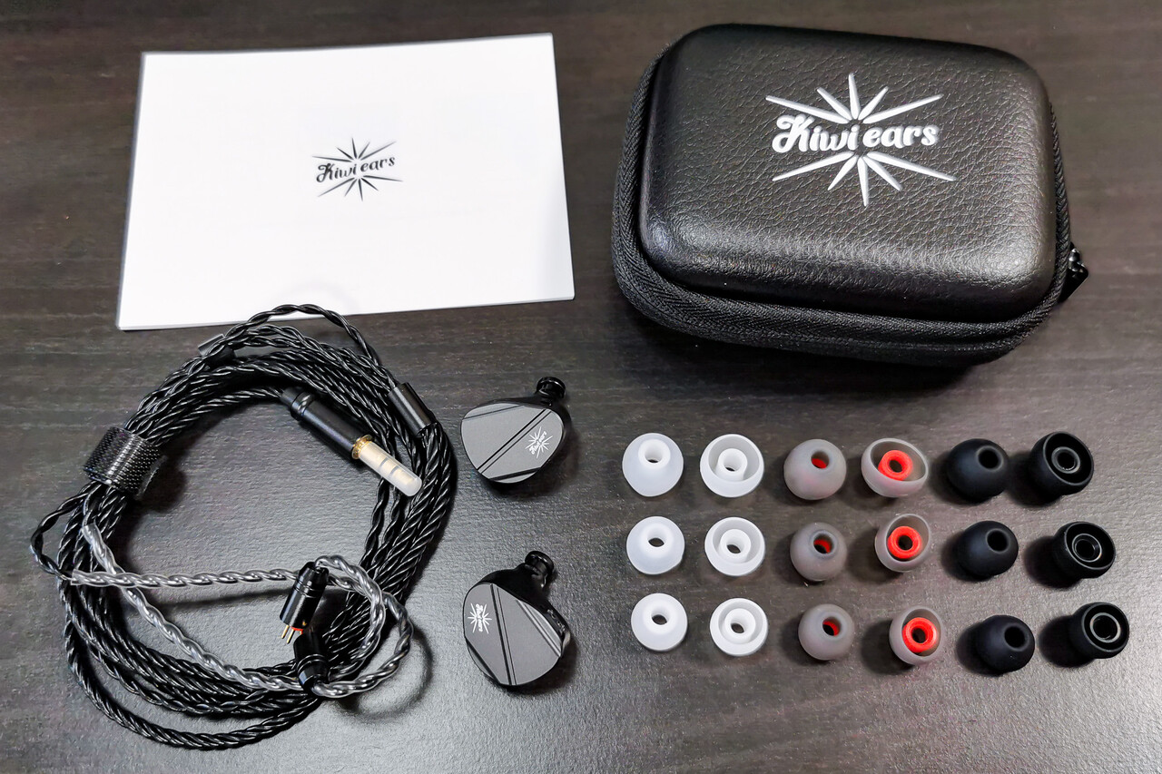 Kiwi Ears Canta」 1DD+2平面ドライバー搭載の個性的な構成