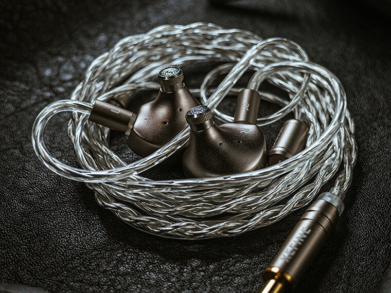 KEFINE X ANGELEARS Delci AE」 DLC+PU振動板採用の個性的モデルが