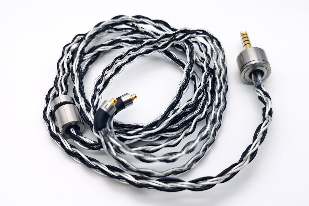 iBasso Audio IT05」 高級感のあるシェルデザインに独自技術の高 iBasso Audio IT05」 高級感のあるシェルデザインに独自技術の高
