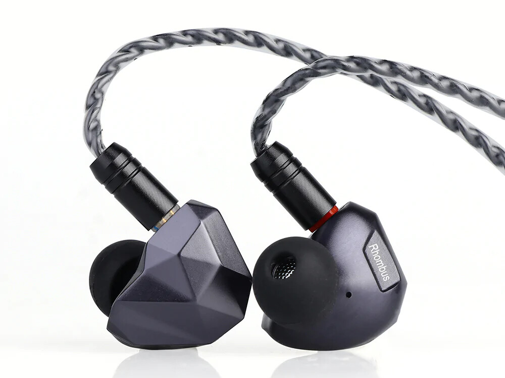 TRIPOWIN Rhombus」 LCP/PU複合振動板DD＋Knowles製BAハイブリッド構成