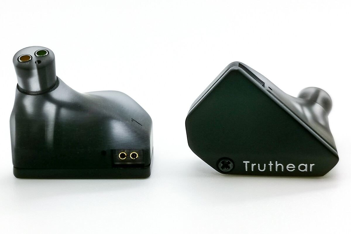 Truthear HEXA」 クールな外観に高度に計算された3BA+1DD構成の Truthear HEXA」 クールな外観に高度に計算された3BA+1DD構成の