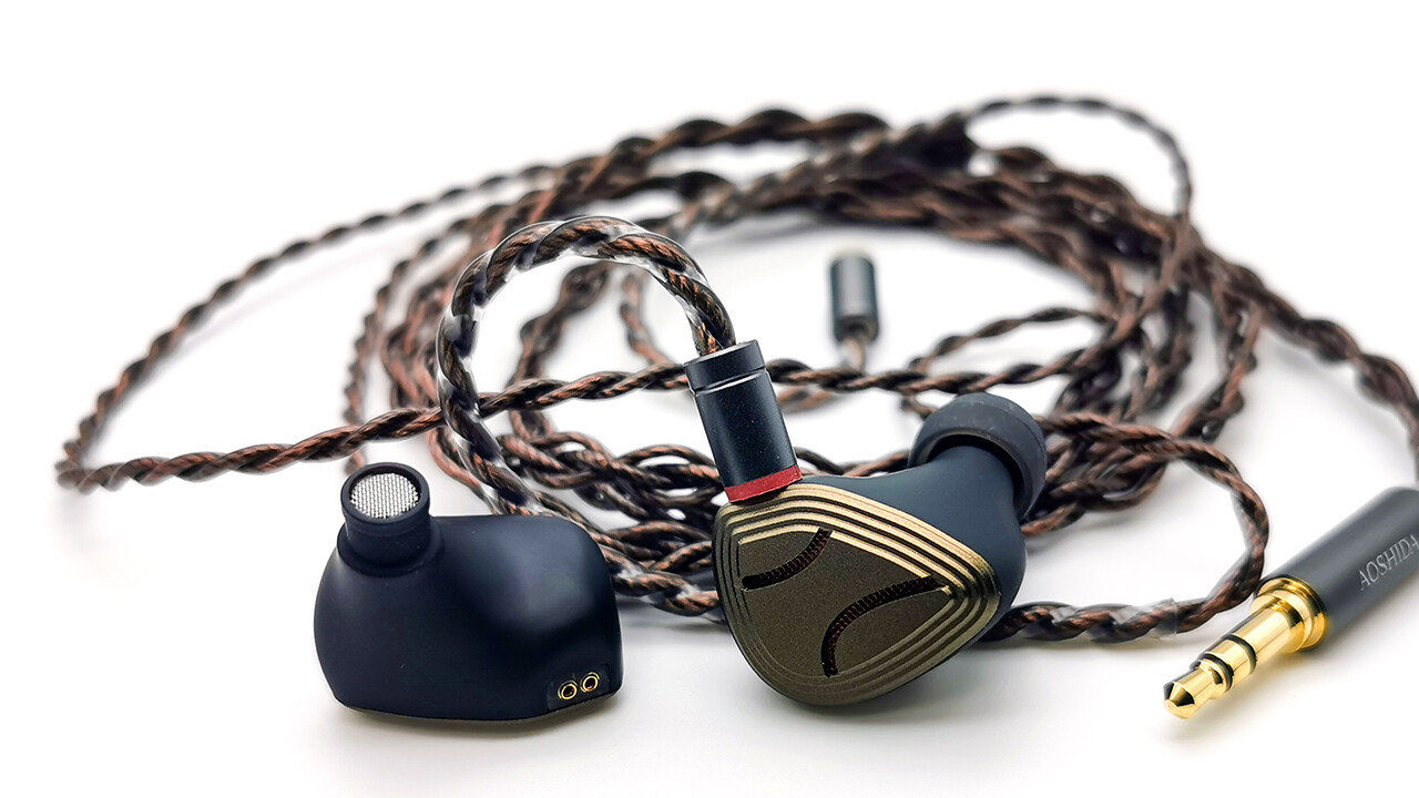 AOSHIDA E20」 ベリリウム+DLCの2種類の振動板による手堅い品質の寒色系ニュートラルサウンド。内容も充実の低価格中華イヤホン【レビュー】  : bisonicr keep walking.