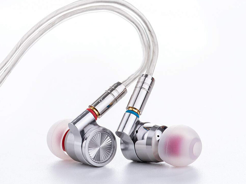 TIN HIFI T4」 全方位に洗練された明瞭サウンドが楽しめる、CNT