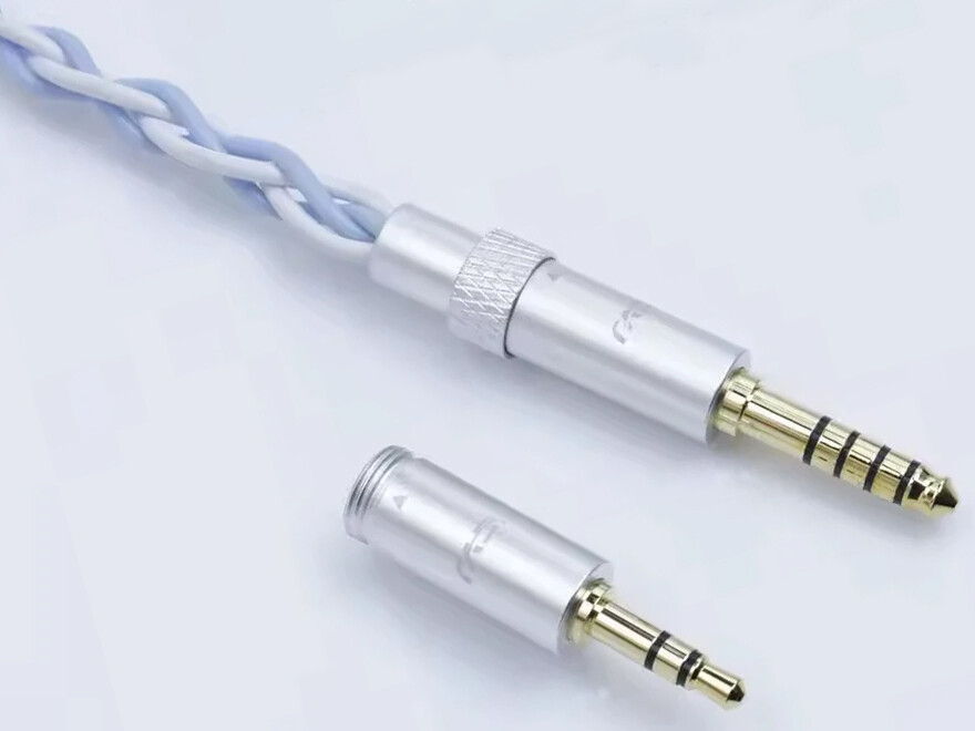 CVJ NOZOMI シルバー CVJ NOZOMI」 個性的なフェイス交換ギミックを備えつつ、10mm+6mmの2DD