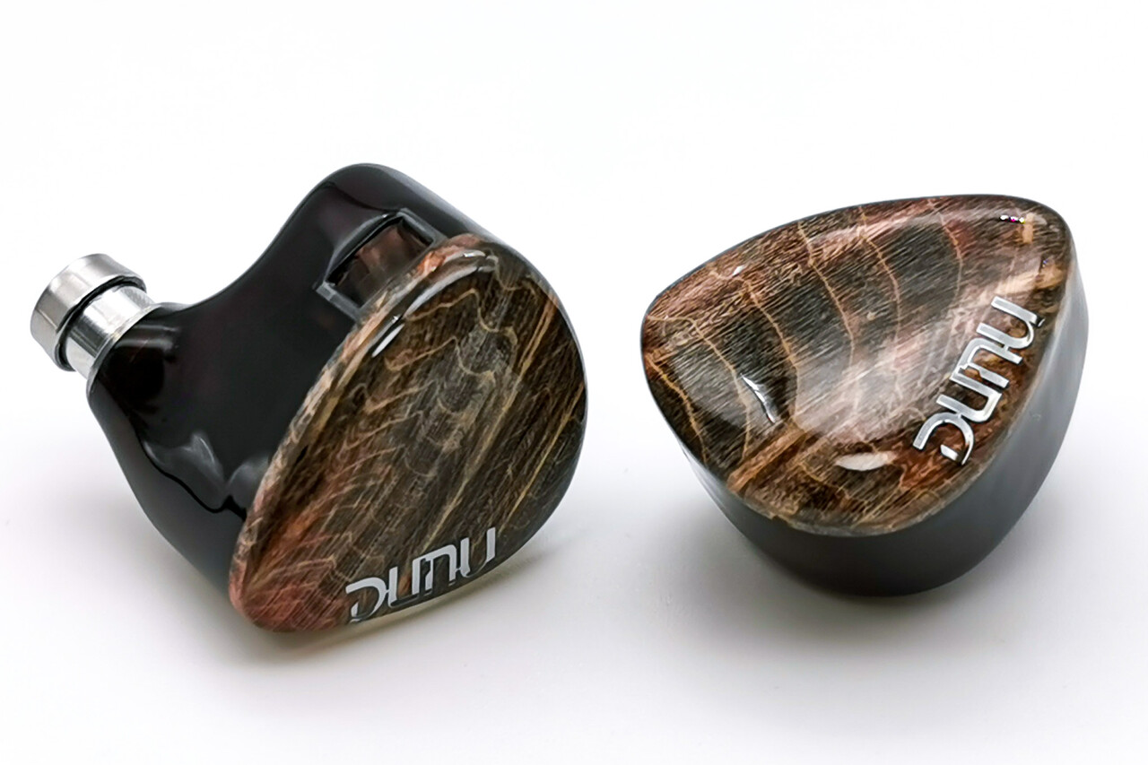 DUNU x Gizaudio DaVinci」 4BA+2DD構成で同クラス「いいとこ DUNU x Gizaudio DaVinci」 4BA+2DD構成で同クラス「いいとこ