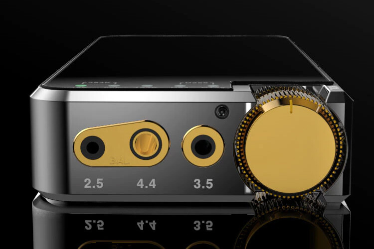 TK-2 ポータブルDAC TRI&KAEI TRI Announces TK2: Portable Audio DAC and Headphone