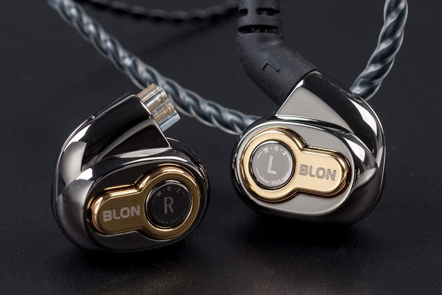 BLON BL-05」 明るくスッキリとした中音域メインのサウンド BLON BL-05」 明るくスッキリとした中音域メインのサウンド