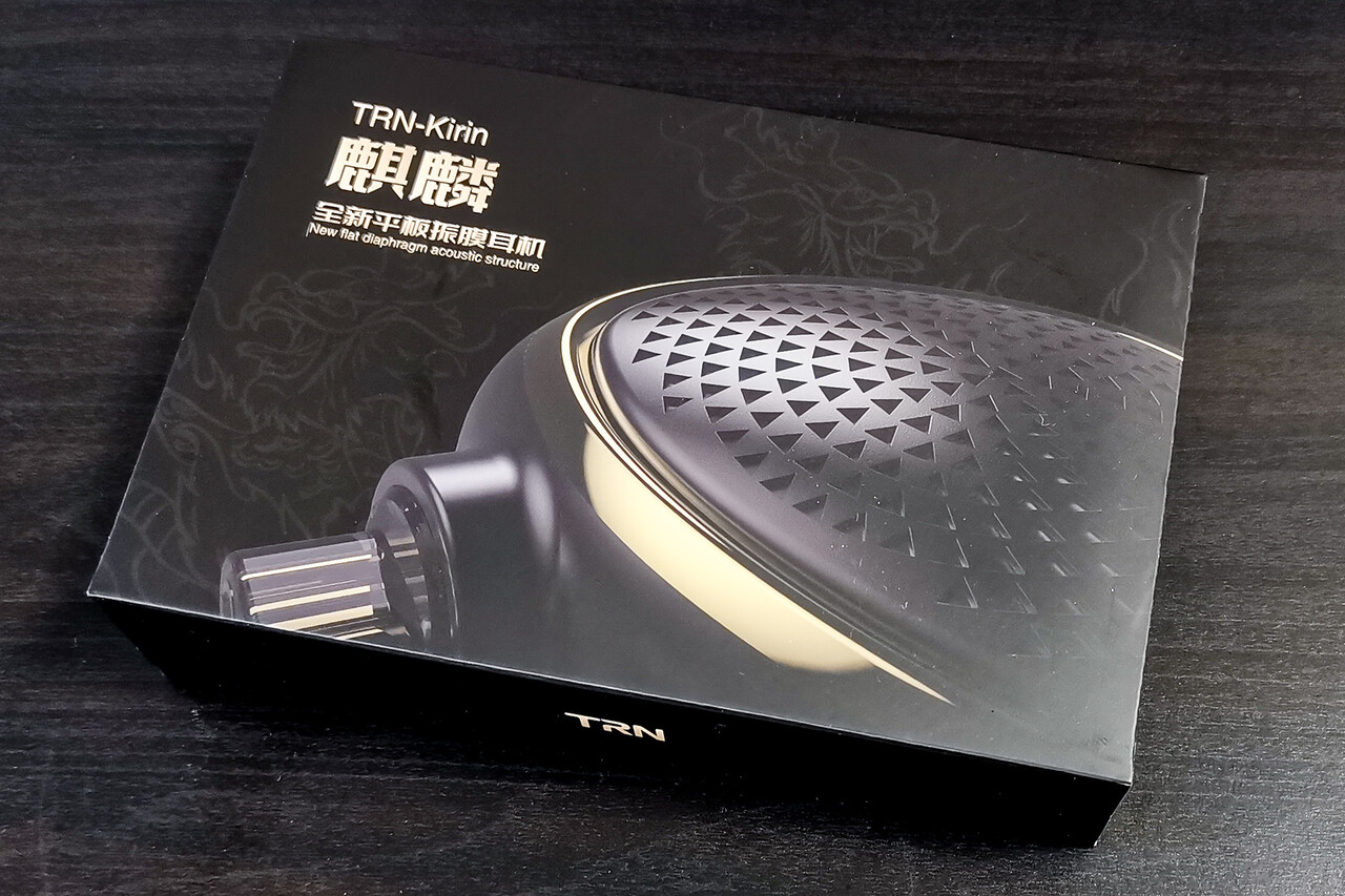 TRN Kirin」 14.5mm大口径平面駆動ドライバー搭載。交換 TRN Kirin」 14.5mm大口径平面駆動ドライバー搭載。交換
