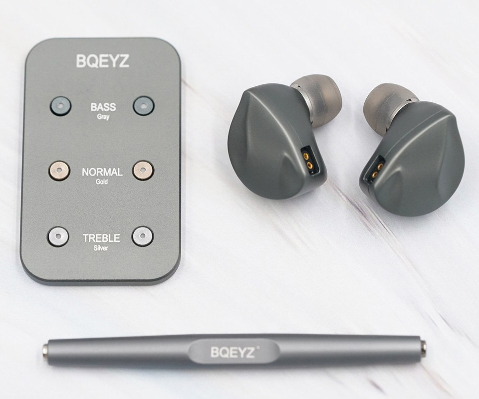 BQEYZ Autumn」 驚くほど上質なサウンドに独創的なマグネット式