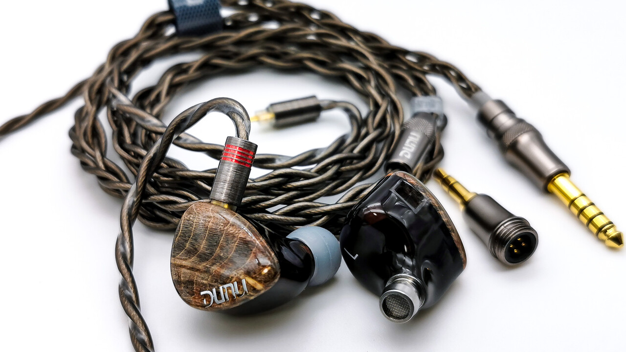 DUNU x Gizaudio DaVinci」 4BA+2DD構成で同クラス「いいとこ DUNU x Gizaudio DaVinci」 4BA+2DD構成で同クラス「いいとこ