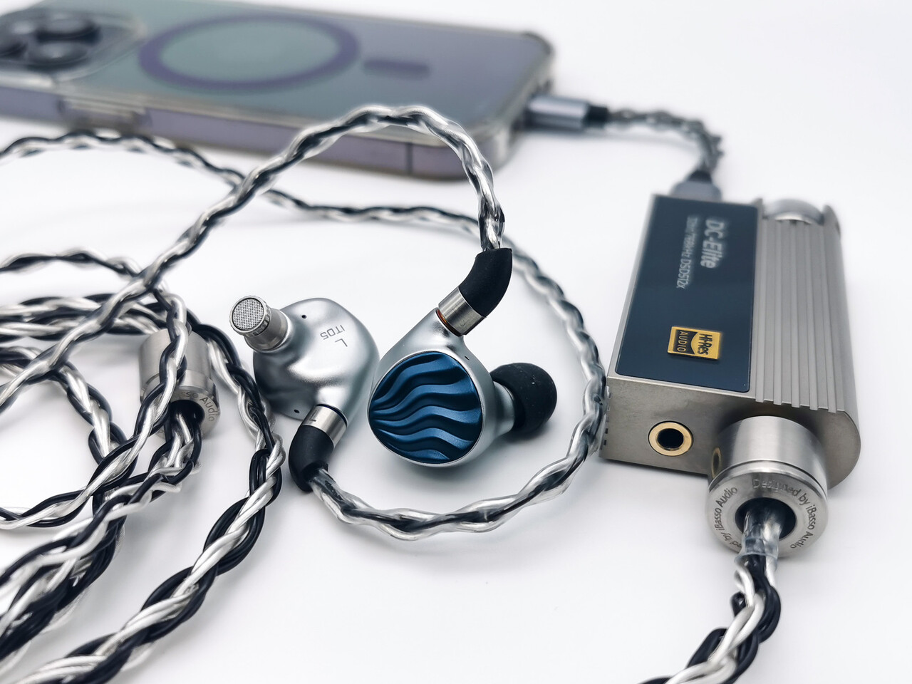 iBasso Audio IT05」 高級感のあるシェルデザインに独自技術の高 iBasso Audio IT05」 高級感のあるシェルデザインに独自技術の高